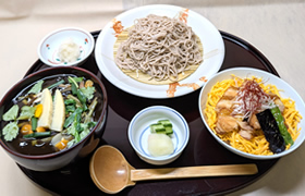 山菜つけ蕎麦と鶏照焼き丼